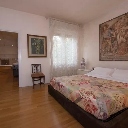 Apartment In Signori Desenzano del Garda