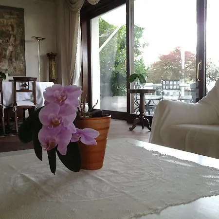 In Signori Apartment Desenzano del Garda